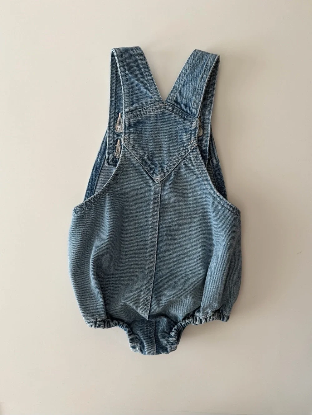 Old Navy soft light